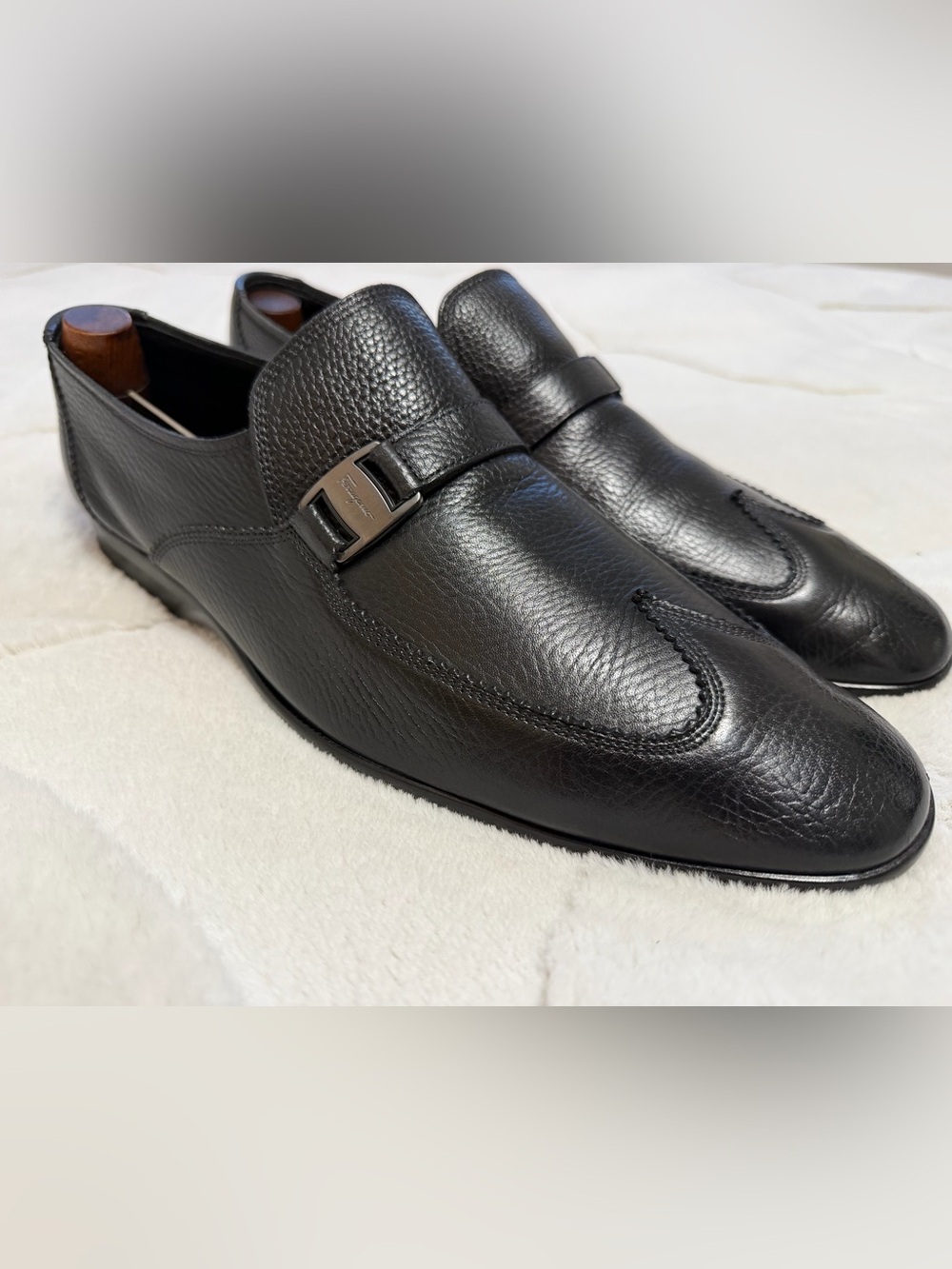 Men's Black Leather Slip-On Dress Loafers